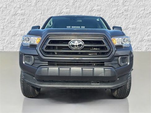 Used 2020 Toyota Tacoma SR image 8