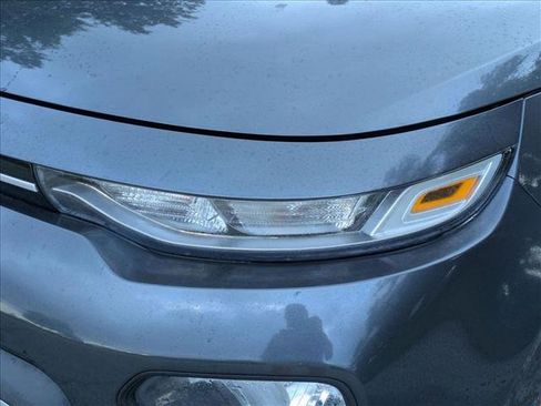 Used 2020 Kia Soul LX FWD image 9