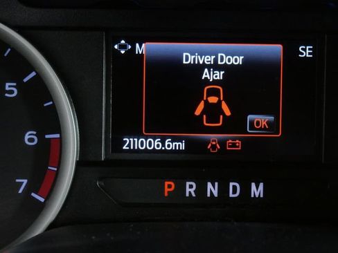 Used 2022 Ford F250 XL w/ Power Equipment Group AWD/4WD image 26