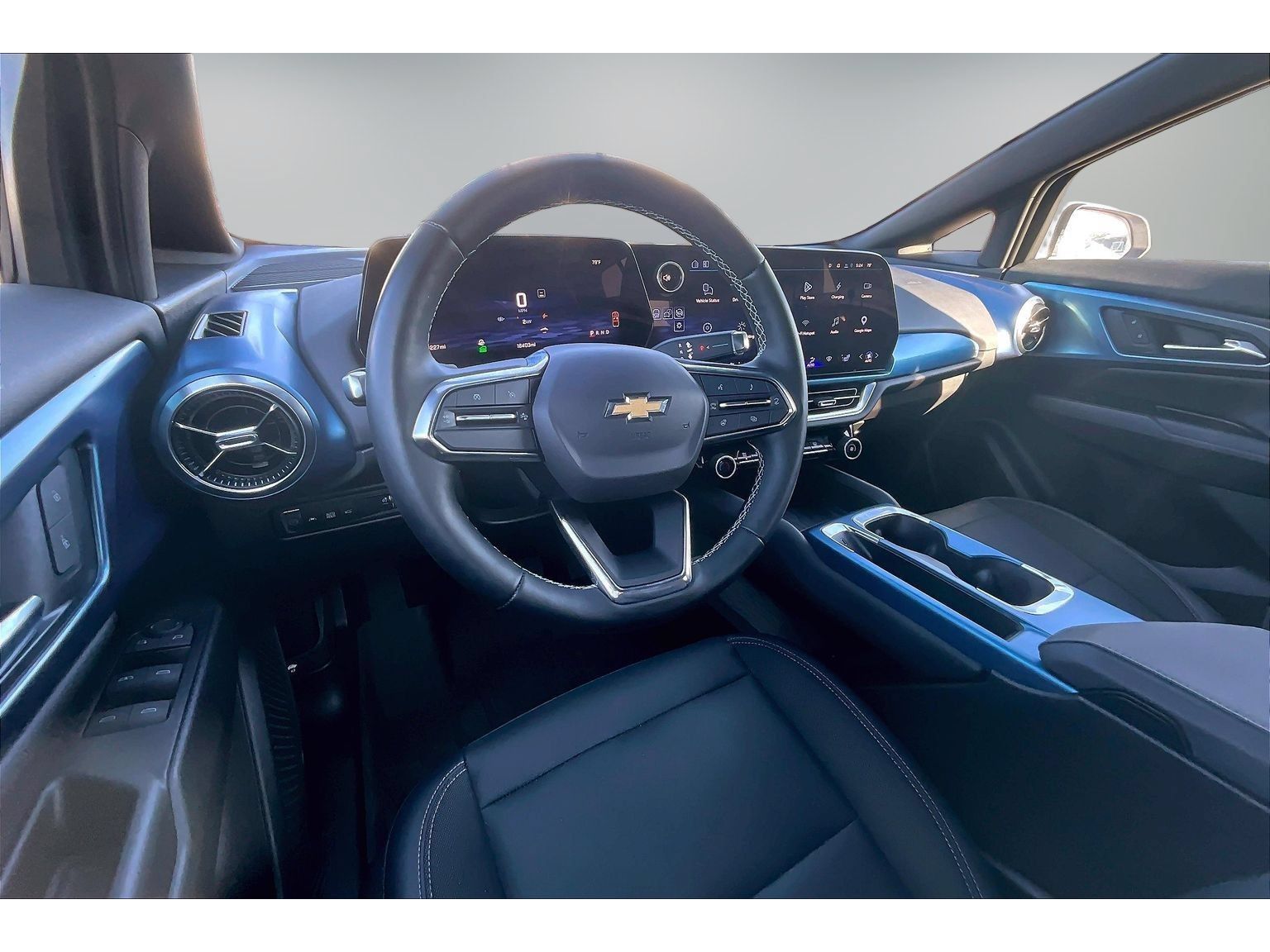 Used 2024 Chevrolet Equinox EV LT FWD image 8
