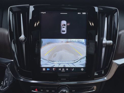 Used 2023 Volvo S90 B6 Ultimate image 19