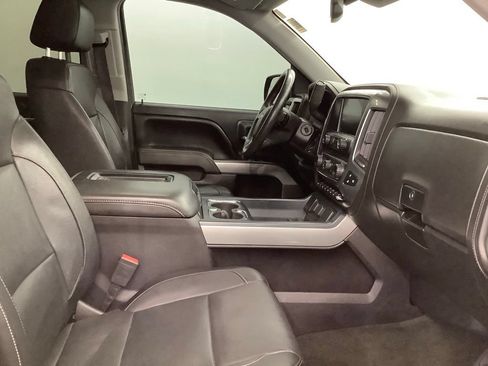 Used 2017 Chevrolet Silverado 1500 LTZ Z71 w/ LTZ Plus Package AWD/4WD image 30