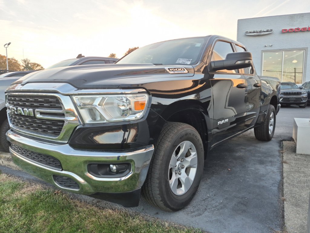 Used 2023 RAM 1500 Big Horn AWD/4WD image 2