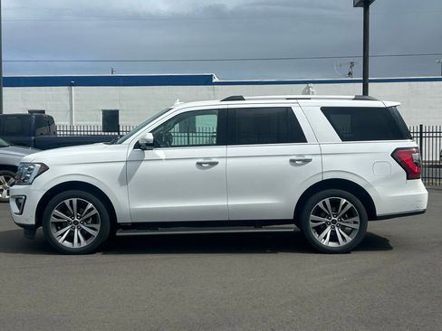 Used 2020 Ford Expedition Limited w/ Equipment Group 302A AWD/4WD image 4