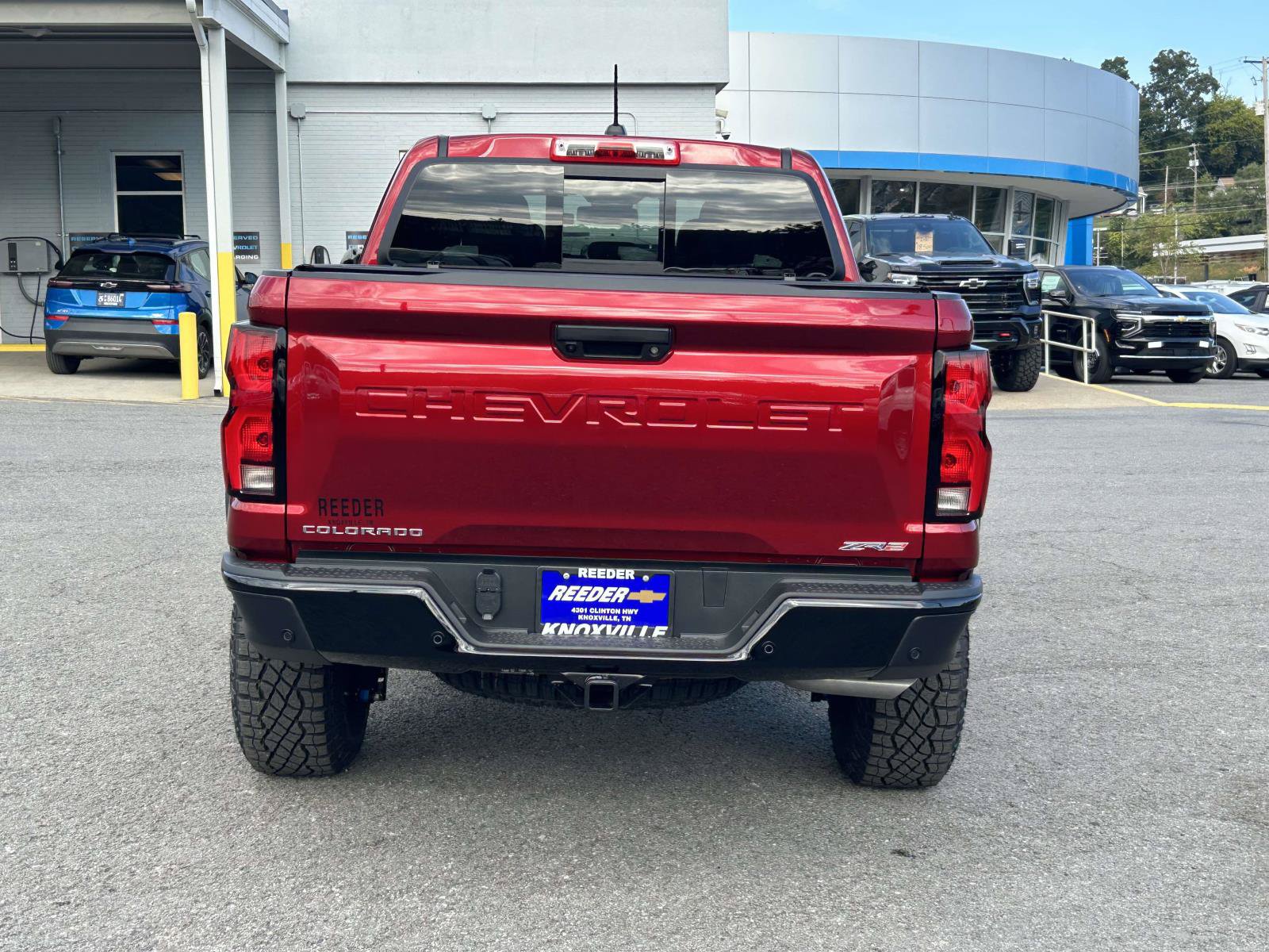 New 2026 Chevrolet Colorado ZR2 w/ Technology Package AWD/4WD image 6