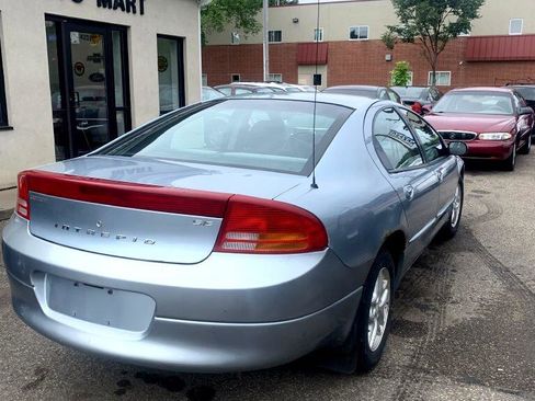 Used 2004 Dodge Intrepid SE image 5
