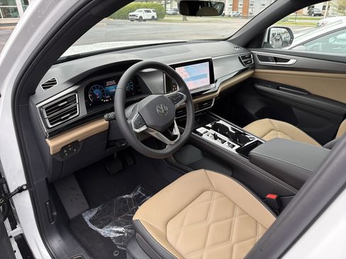 New 2026 Volkswagen Atlas Cross Sport SE AWD/4WD image 11