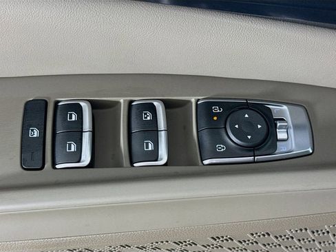 New 2026 Kia Carnival image 18