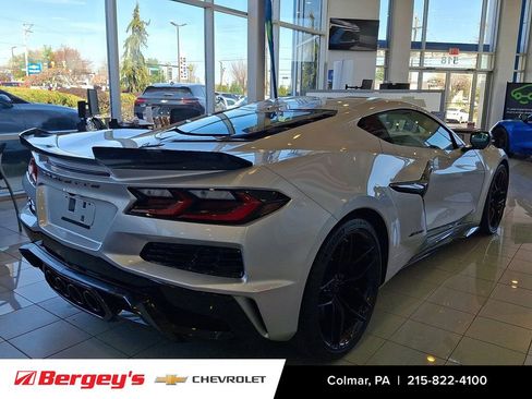 New 2026 Chevrolet Corvette Z06 w/ Stealth Interior Trim Package RWD image 3