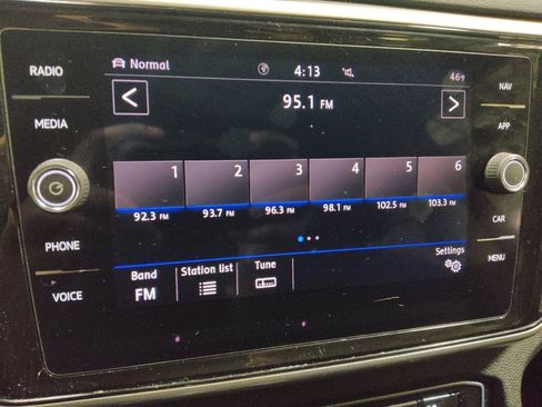 Used 2021 Volkswagen Atlas SEL image 25