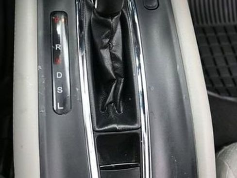 Used 2022 Honda HR-V LX image 27
