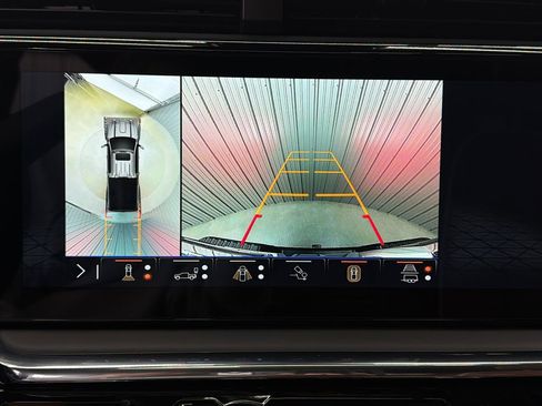 Used 2025 GMC Sierra 2500 Denali Ultimate image 32