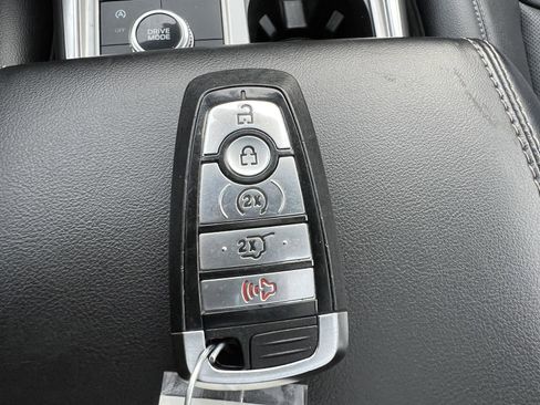 Used 2021 Ford Explorer Limited w/ Equipment Group 301A image 39