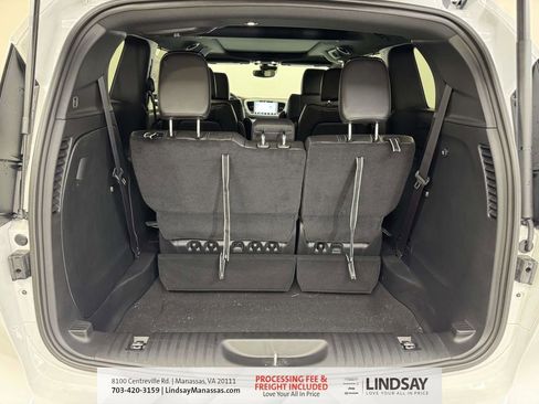 New 2026 Chrysler Pacifica Select image 15