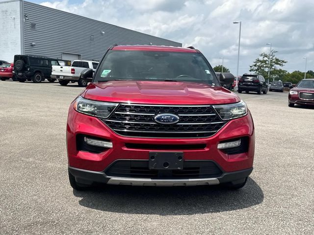 Used 2020 Ford Explorer XLT w/ Equipment Group 202A AWD/4WD image 10