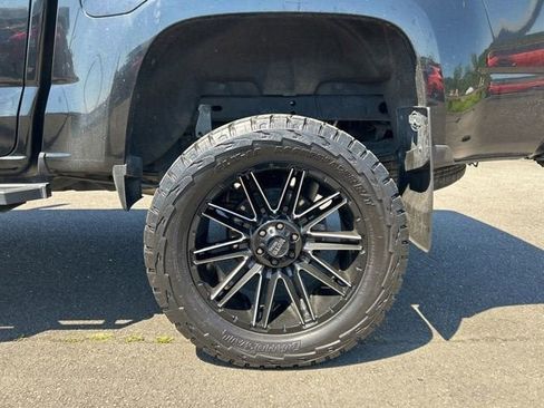 Used 2020 Chevrolet Colorado Z71 AWD/4WD image 4