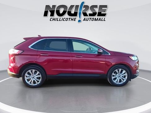 Used 2019 Ford Edge Titanium w/ Cold Weather Package image 9