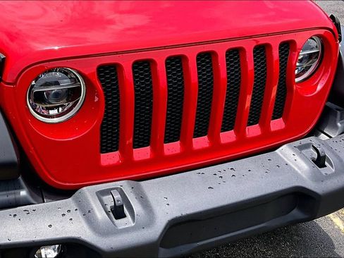 Used 2020 Jeep Wrangler Unlimited Sport AWD/4WD image 30
