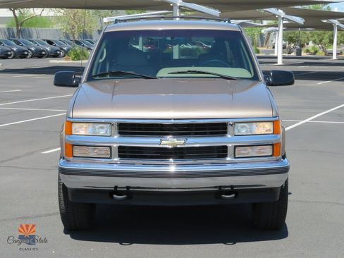 Used 1996 Chevrolet Suburban 2500 AWD/4WD image 29