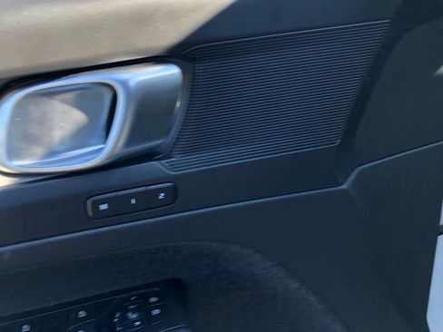 Used 2023 Volvo XC40 B5 Plus w/ Driver Assist Package image 12