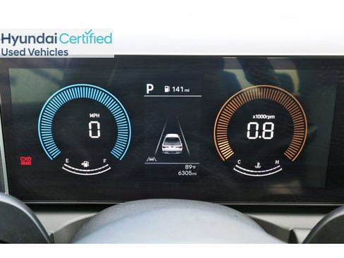Certified 2025 Hyundai Santa Cruz SE FWD image 17
