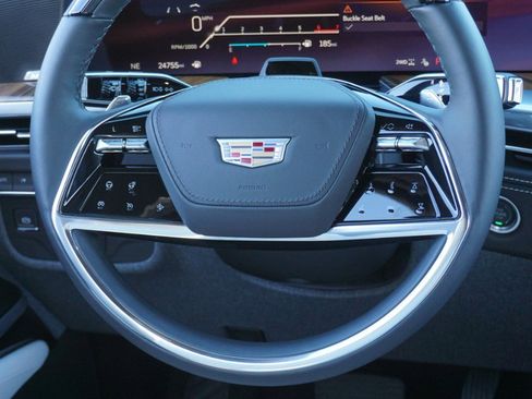 Used 2025 Cadillac Escalade Premium Luxury Platinum w/ LPO, Floor Liner Package image 33