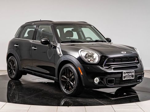 Used 2016 MINI Cooper Countryman S FWD image 12