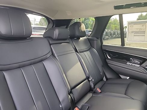 New 2026 Land Rover Range Rover SE AWD/4WD image 18
