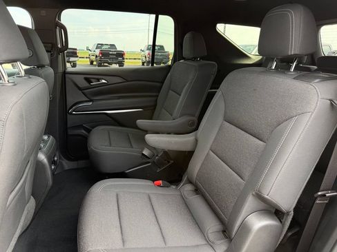 Used 2025 Chevrolet Traverse LT AWD/4WD image 26