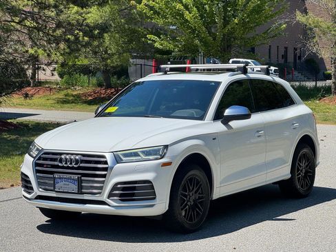 Used 2018 Audi SQ5 Premium Plus AWD/4WD image 3