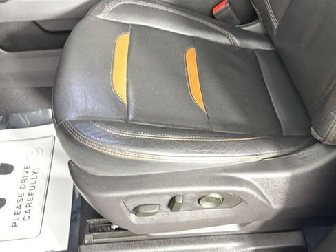 Used 2024 GMC Sierra 3500 AT4 w/ AT4 Preferred Package image 21