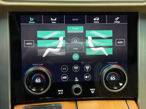 Used 2018 Land Rover Range Rover Supercharged AWD/4WD image 41