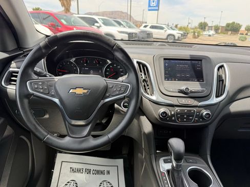 Used 2024 Chevrolet Equinox LT AWD/4WD image 16