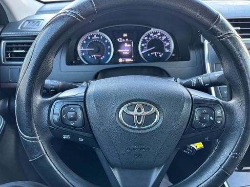 Used 2017 Toyota Camry LE image 24