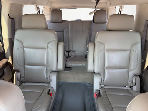 Used 2017 Chevrolet Suburban LT AWD/4WD image 16