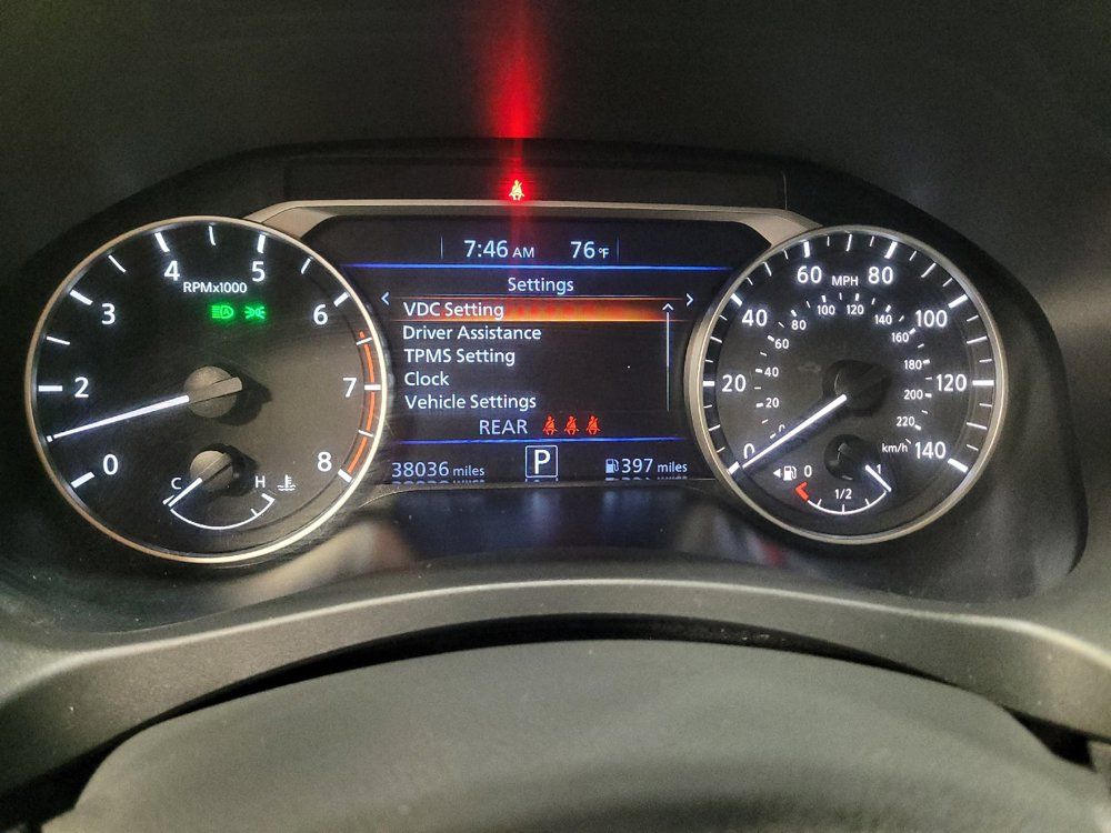 Used 2025 Nissan Altima 2.5 SV FWD image 23