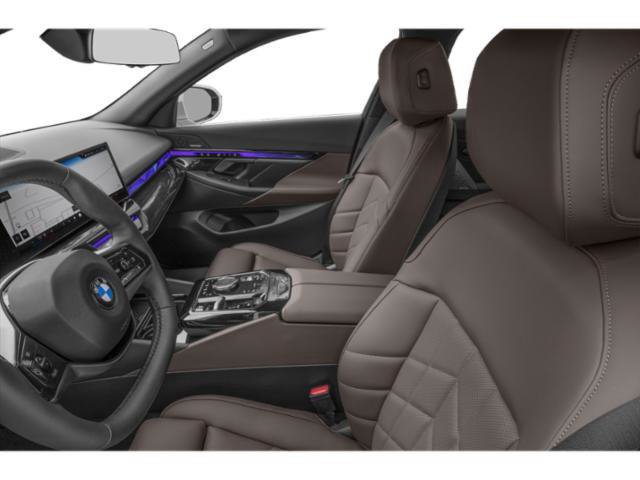New 2027 BMW 540i xDrive w/ M Sport Package AWD/4WD image 4