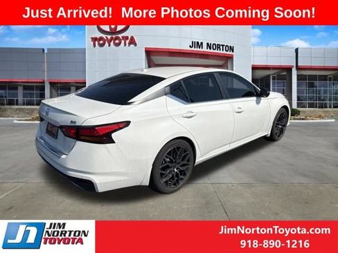 Used 2021 Nissan Altima 2.5 SR w/ SR Premium Package FWD image 5