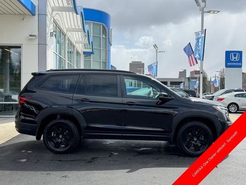 Used 2022 Honda Pilot TrailSport image 2