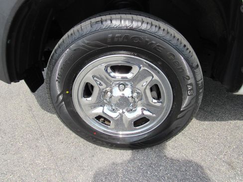 Used 2013 Toyota Tacoma 2WD Regular Cab image 10