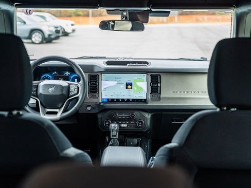 New 2025 Ford Bronco Big Bend image 12