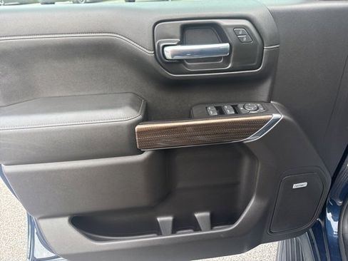 Used 2020 Chevrolet Silverado 1500 RST w/ All-Star Edition image 10