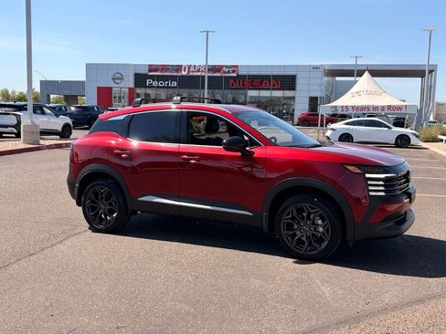 Certified 2026 Nissan Kicks SR FWD image 6