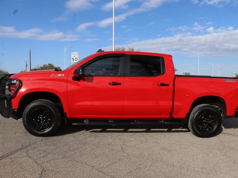 Used 2019 Chevrolet Silverado 1500 LT Trail Boss image 4