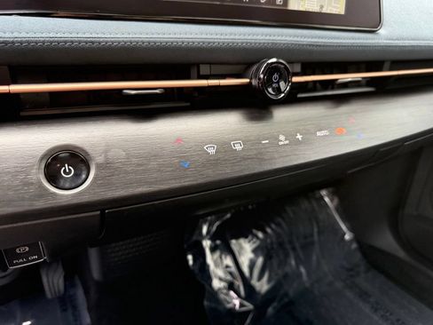 Certified 2024 Nissan Ariya AWD image 23