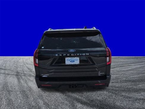 Certified 2025 Ford Expedition Max Active AWD/4WD image 5