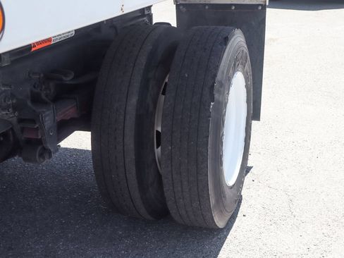 Used 2022 Ford F650 2WD Regular Cab Super Duty image 38