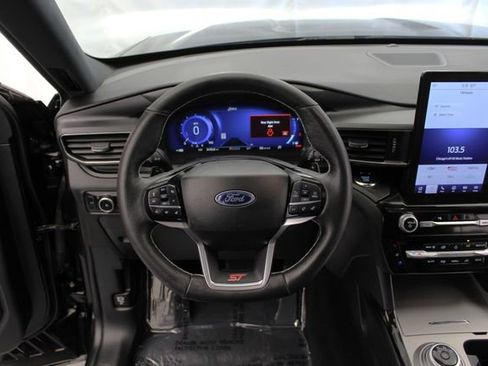 Used 2023 Ford Explorer ST w/ Equipment Group 401A AWD/4WD image 28