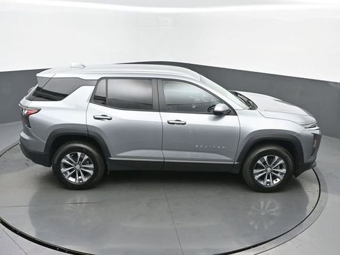 Used 2026 Chevrolet Equinox LT AWD/4WD image 41