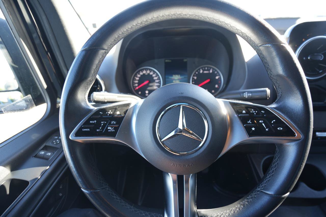 Used 2025 Mercedes-Benz Sprinter 2500 image 16